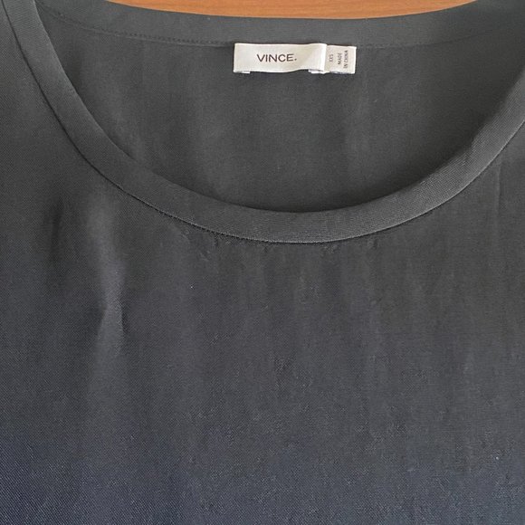 Vince black short sleeve boxy top - Picture 3 of 4